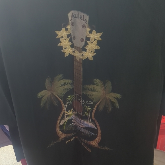 BAMBOO Cay Black Shirt with Embroidered Bamboo - Picture 4 of 4